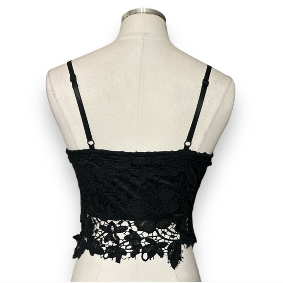 CASTING LA Lace Bustier Crop Top Cami - Picture 5 of 9